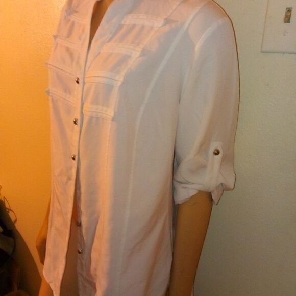 Kathy Che, White loose polyester shirt, button up - Picture 1 of 8